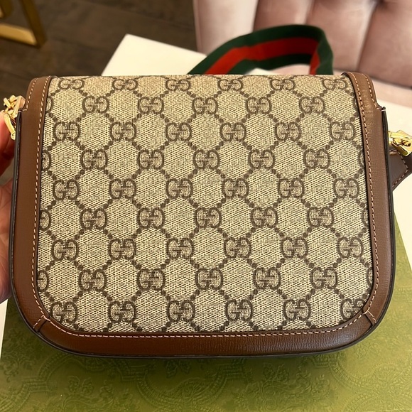 GUCCI HORSEBIT 1955 MINI BAG
$ 2,890 - Picture 17 of 17